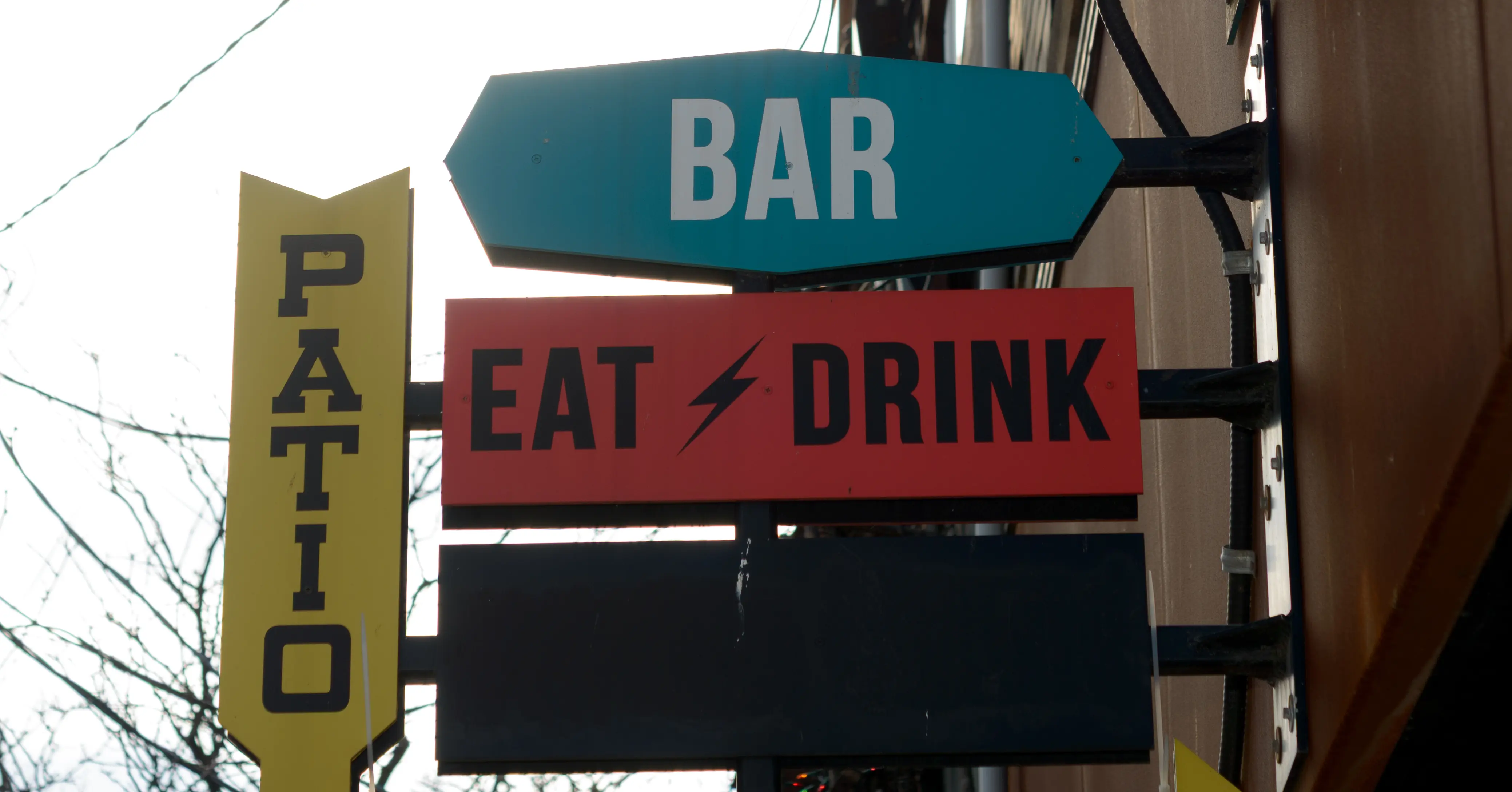 custom storefront blade sign